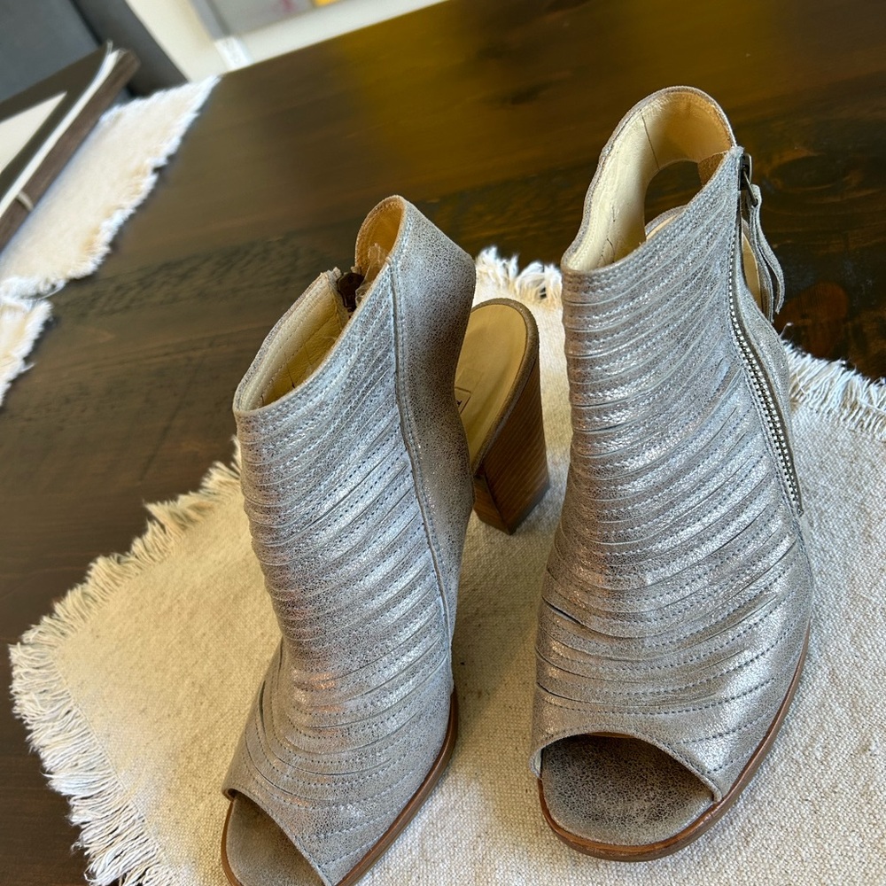 Paul Green Metallic Open-Toe Block Heel Booties - Pewter